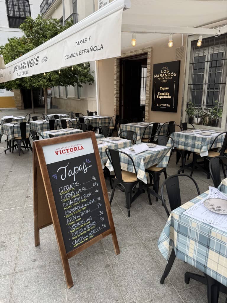 Terraza de tapas en el centro de Málaga